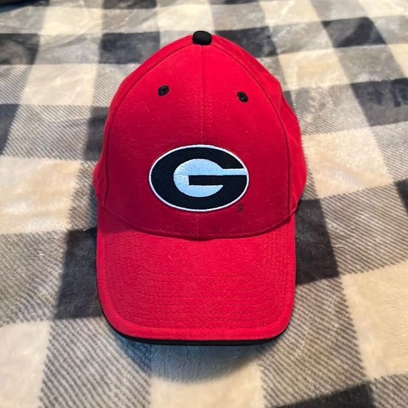 Accessories Uga Bulldogs Baseball Cap With Velcro Back Poshmark
